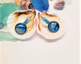 Sale,Lever back earrings, Small earrings, Drop earrings, Dangling earrings, Everyday Earrings, Glass Beaded earrings. Blue.