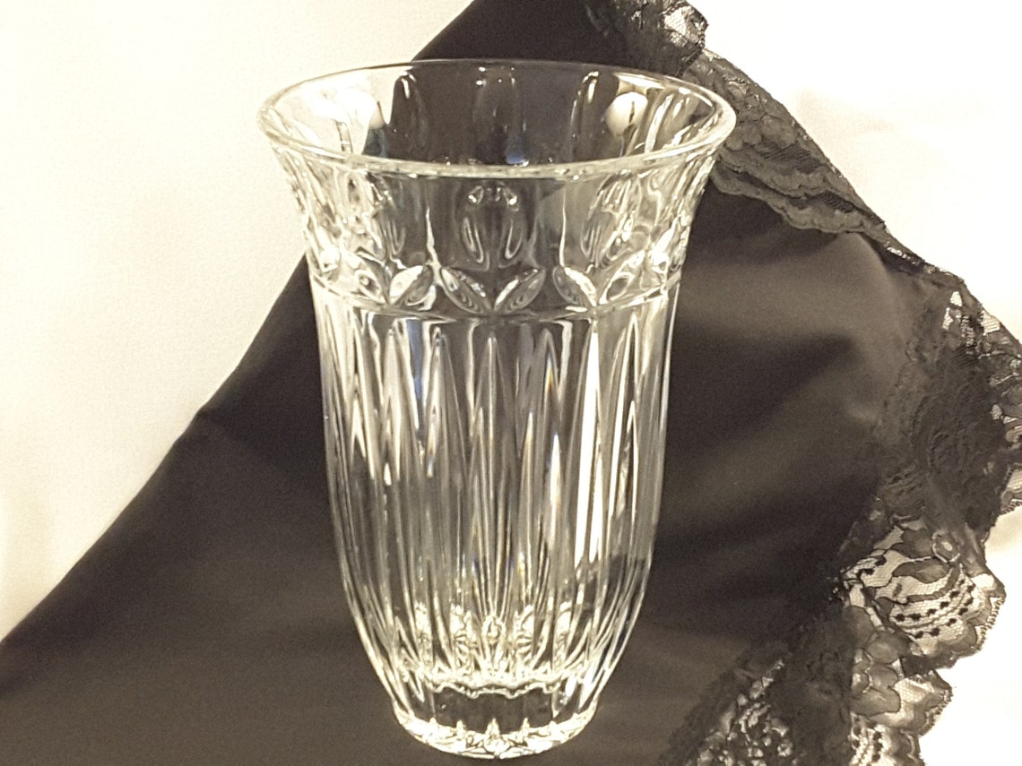 Block Crystal Tulip Vase Crystal Vase With Tulip Garden Etsy