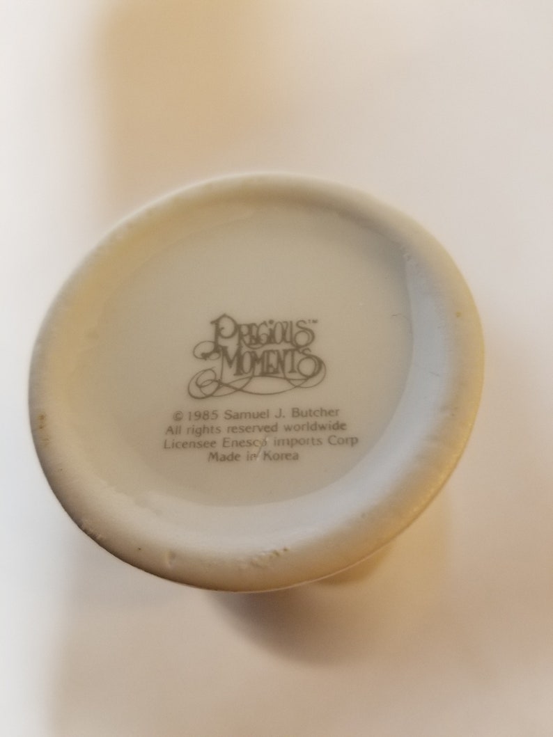 Precious Moments Vintage Vase; The Earth is the Lord's Vase Home