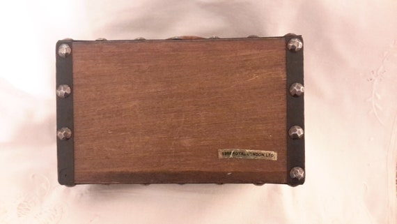 ロンドンアンティーク 木製バッグ(ボックス) Vintage Wooden Purse; 1968 Royal London Box Purse - Etsy