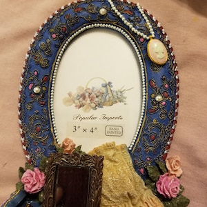 Vintage Picture Frames; Victorian Style Picture Frames;