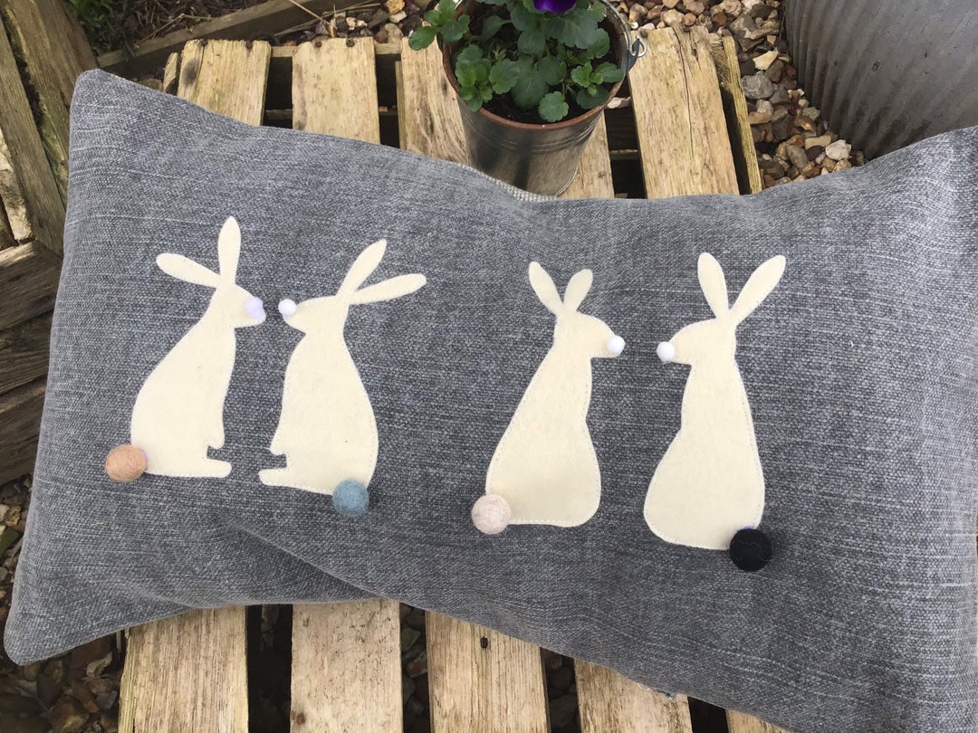 Set 4 Federe Pasquali 40x40cm - Stampa Happy Easter Bunny - Morbide E Lavabili - Foto 2