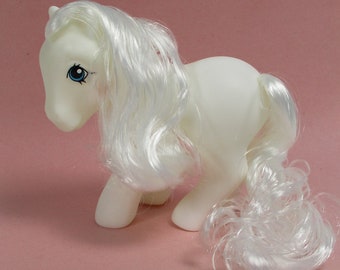 HQG1C Antigo G1 My Little Pony Style Sea Glimmers Clam Shell