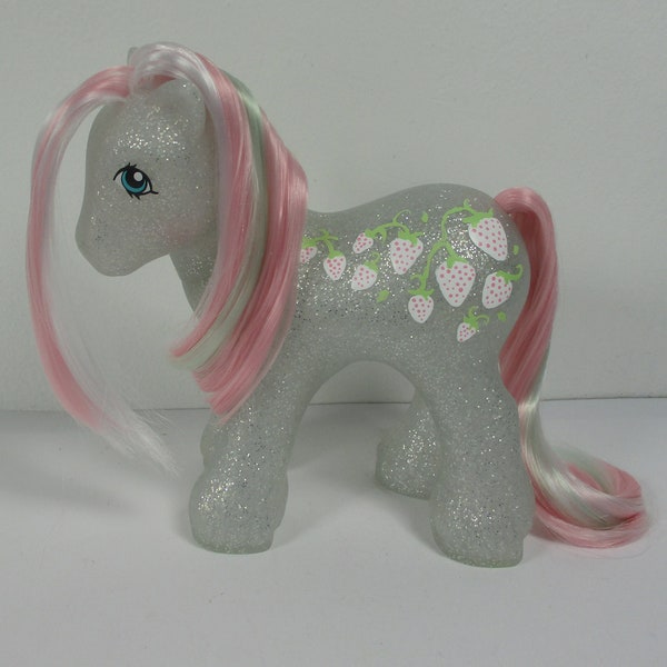HQG1C Sparkle Big Brother TAF Pineberry Boy G1 Pony - Classic Style Glittering Silver Pastel Toy with full hair