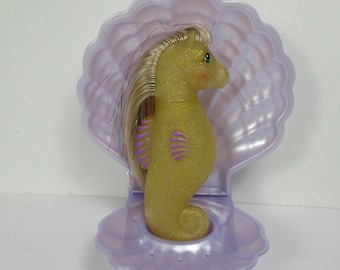 HQG1C Gold Glitzy Waves Sea Pony Adult  G1 Pony WITH Shell - Classic Style Glittering Brushable Toy Stand