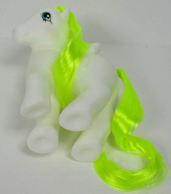 Decker Pony Brush Green White