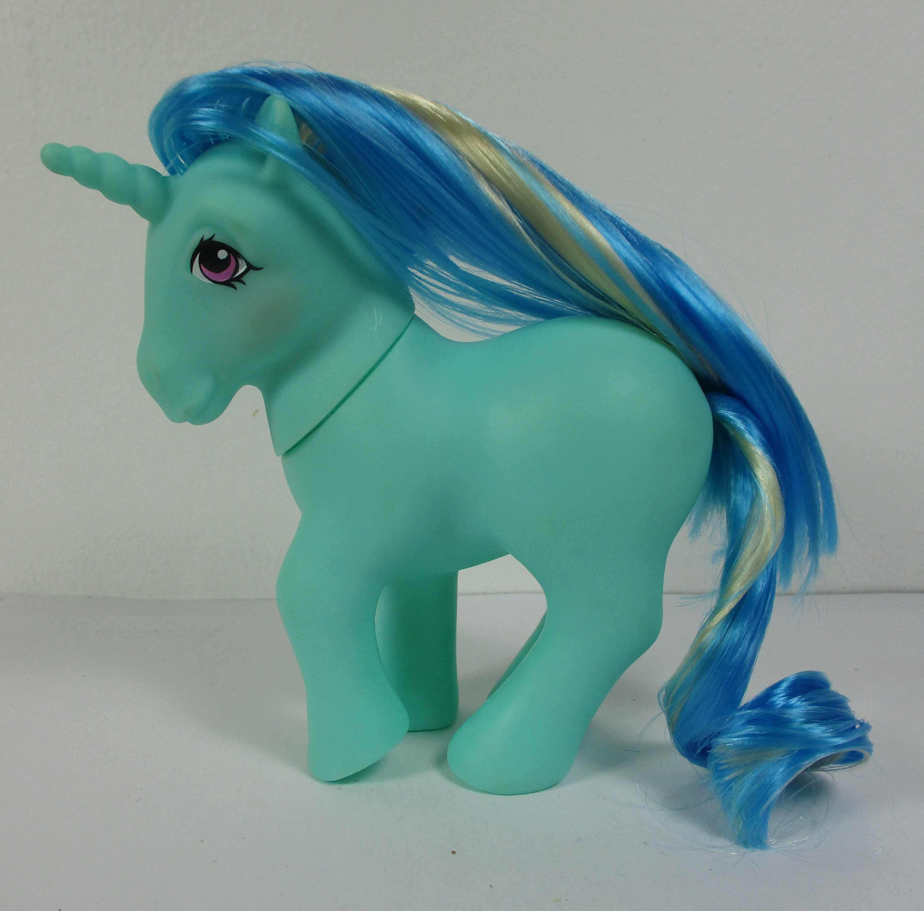 HQG1C Ocean Blues Unicorn With Thick Hair BLANK G1 Pony - Classic Style Toy  for Retro Customization - Etsy, image size:3000x2958