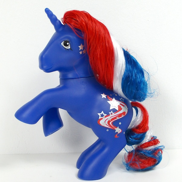 HQG1C Classic Style Star Spangled Nostalgic Patriotic Americana Fantasy Pony Unicorn Brushable Curly Doll