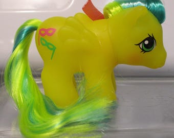 HQG1C Baby Masks G1 Newborn Yellow Pegasus Pony WITH Bonus Pony - Classic Style Semi-Transparent Toy
