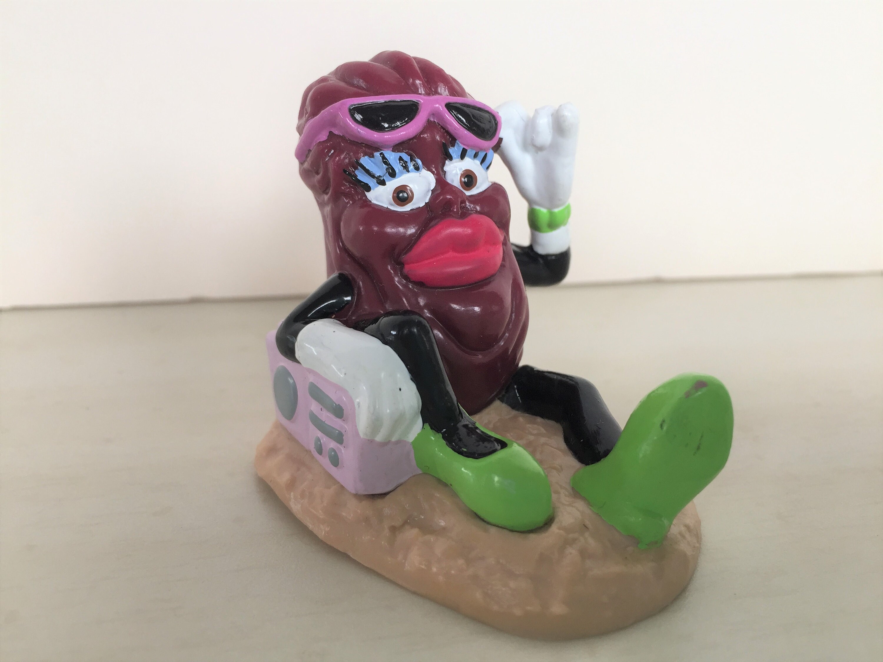 California Raisin Girl with Sunglasses Etsy