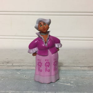 Elena of Avalor PVC Figure Cake Topper, Luisa 2 1/4&quot;