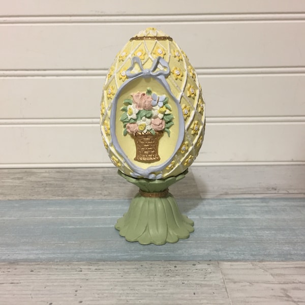 Vintage Avon 1993 Season's Treasure Egg Collection, Floral Bouquet Yellow