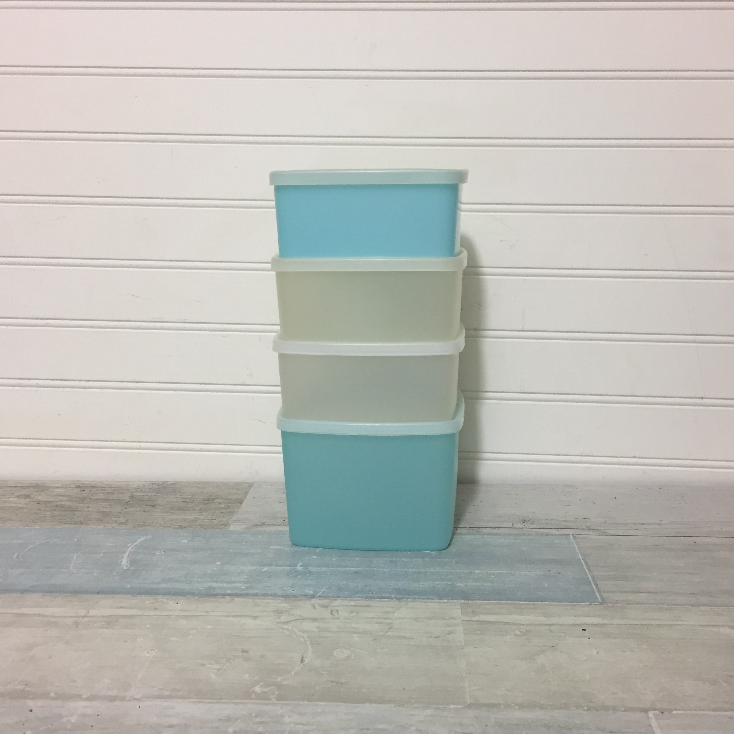 Tupperware Vtg Style Pak N Stor Square Rounds Freezer Container Blue Freeze  It