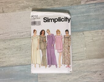 9020 Simplicity Vintage SEWING Pattern Childs Sleepwear UNCUT OOP
