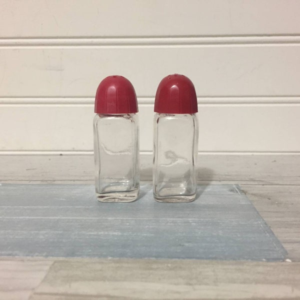 Vintage Mini Salt and Pepper Shakers, Clear Glass Red Plastic Lids 2 1/2"