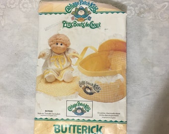 Cabbage Patch Kids Butterick Sewing Pattern 337, Bed Carrier, Pillow and Blanket