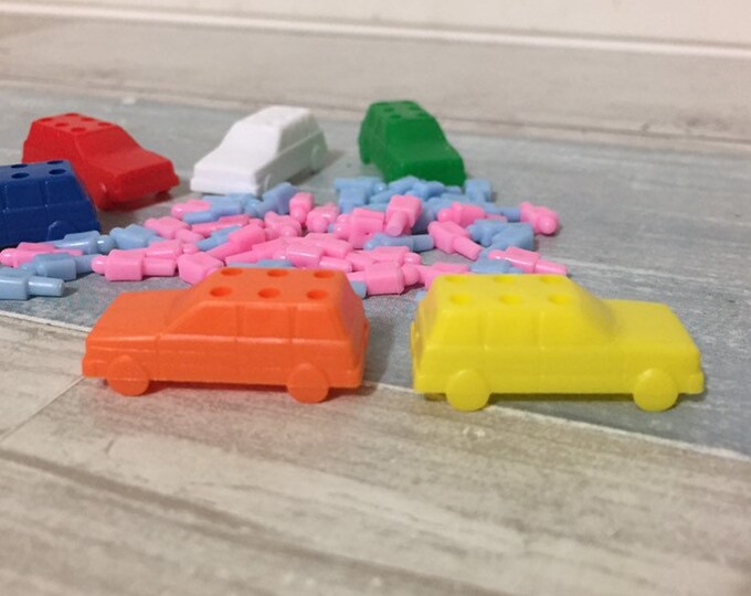 Game of Life SUV Cars and People Pegs Board Game Replacement Parts