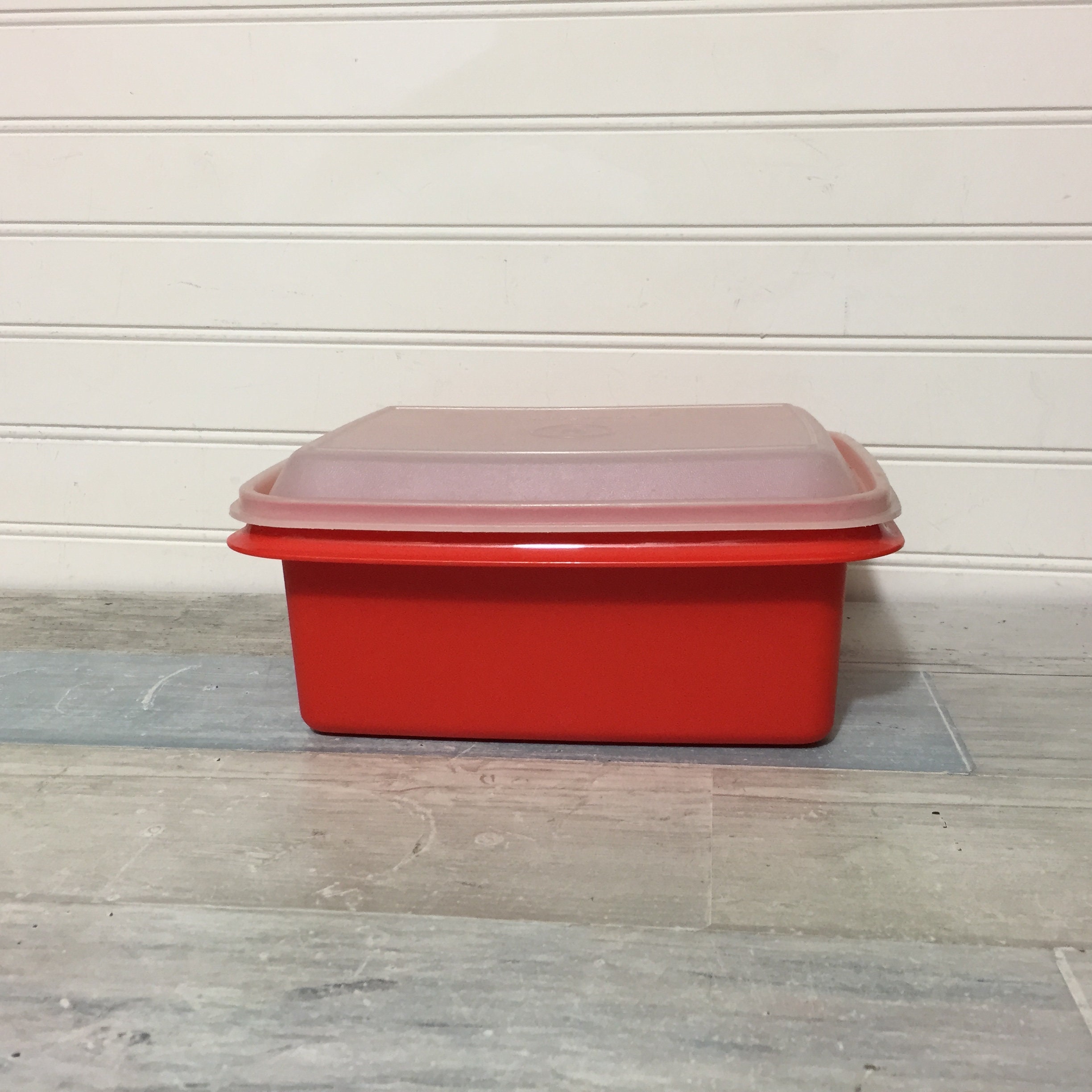 Tupperware Pack-N-Carry Lunch Box Set w/Handle, Lid & 2 Containers -  Paprika