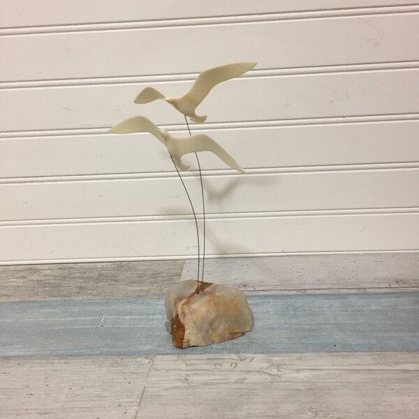 Vintage Kinetic Seagulls in Flight Sculpture, Quartz Base , Marvin Wernick, 1974