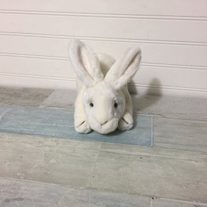 RUSS Berrie White Plush Rabbit COOPER 8&quot;