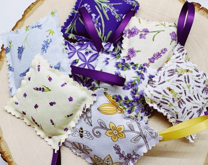 Set of 3 Mini Lavender Sachets Infused with Essential Oils