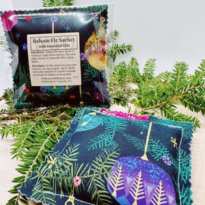 Balsam Fir Sachet with Essential Oils - Natural Freshener, Holiday Ornament Green, 4x4
