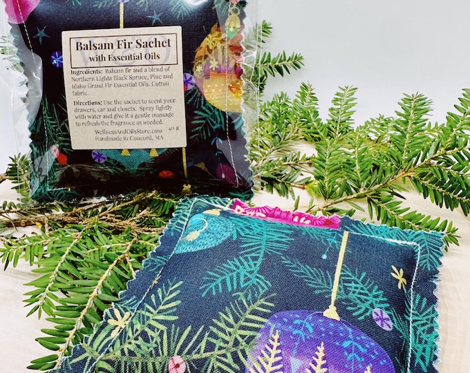 Balsam Fir Sachet with Essential Oils - Natural Freshener, Holiday Ornament Green, 4x4