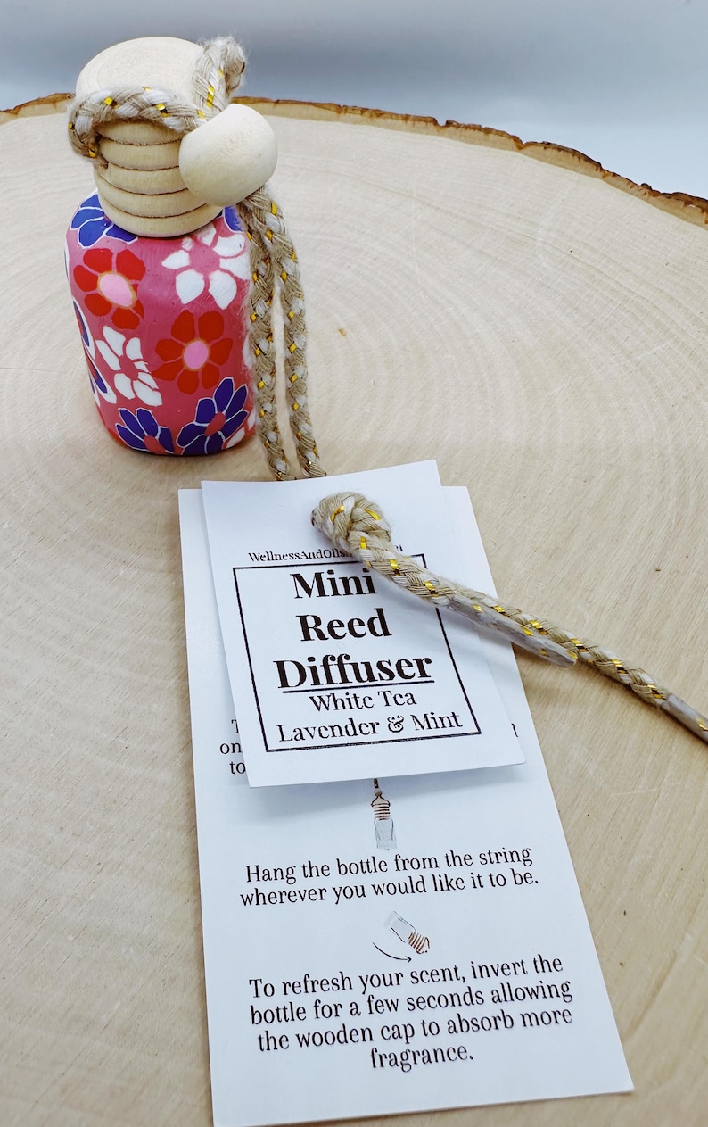 Patterned Reed Diffuser Mini Reed Diffuser: Retro Floral Aromatherapy - White Tea, Lavender ...