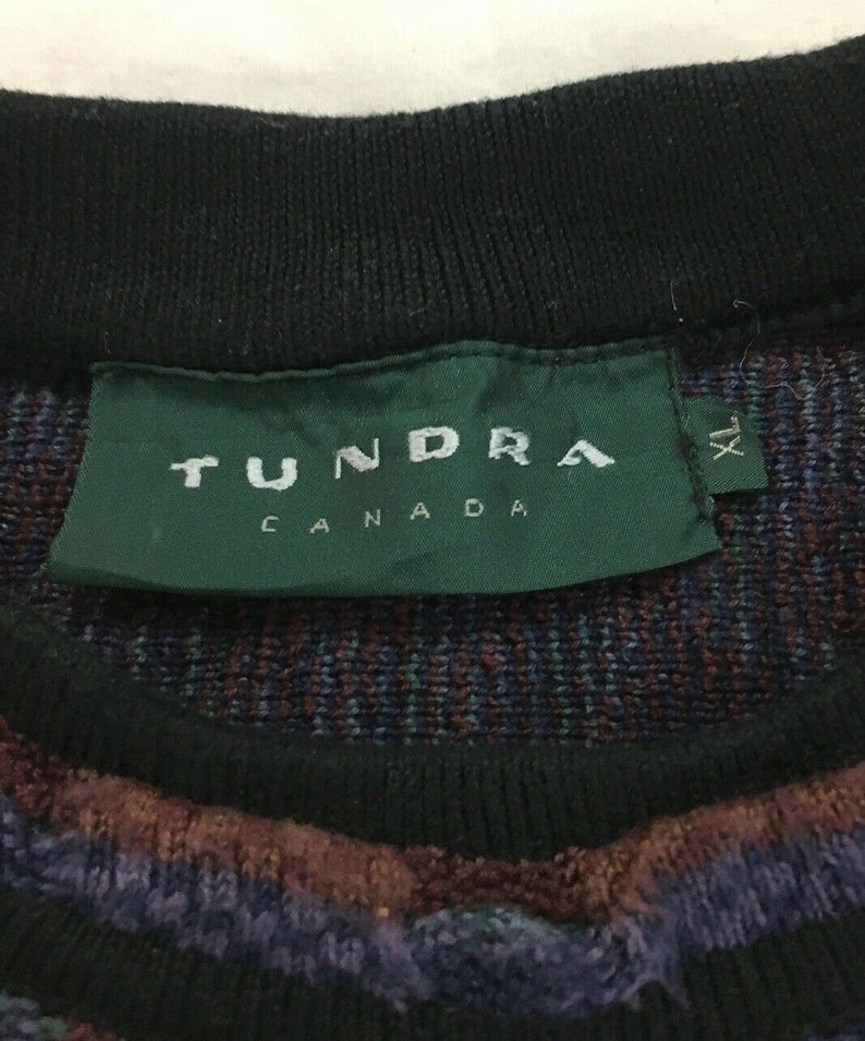 Vintage Coogi Style 3D Knit Tundra Crewneck Sweater Size XL Multicolor