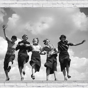 Happy Day Vintage Poster Print, Five Girls Jumping Black and White Photograph, 1935 Toni Frissell, Picture Wall Art Home House Decor