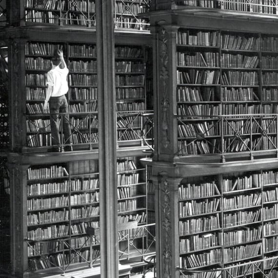 古い図書館建築写真ポスタープリント、白黒の古いシンシナティ