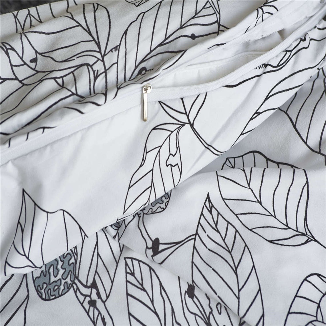 White and Black Leaves Goemetric Duvet Cover Comfortable Quilt | Etsy
