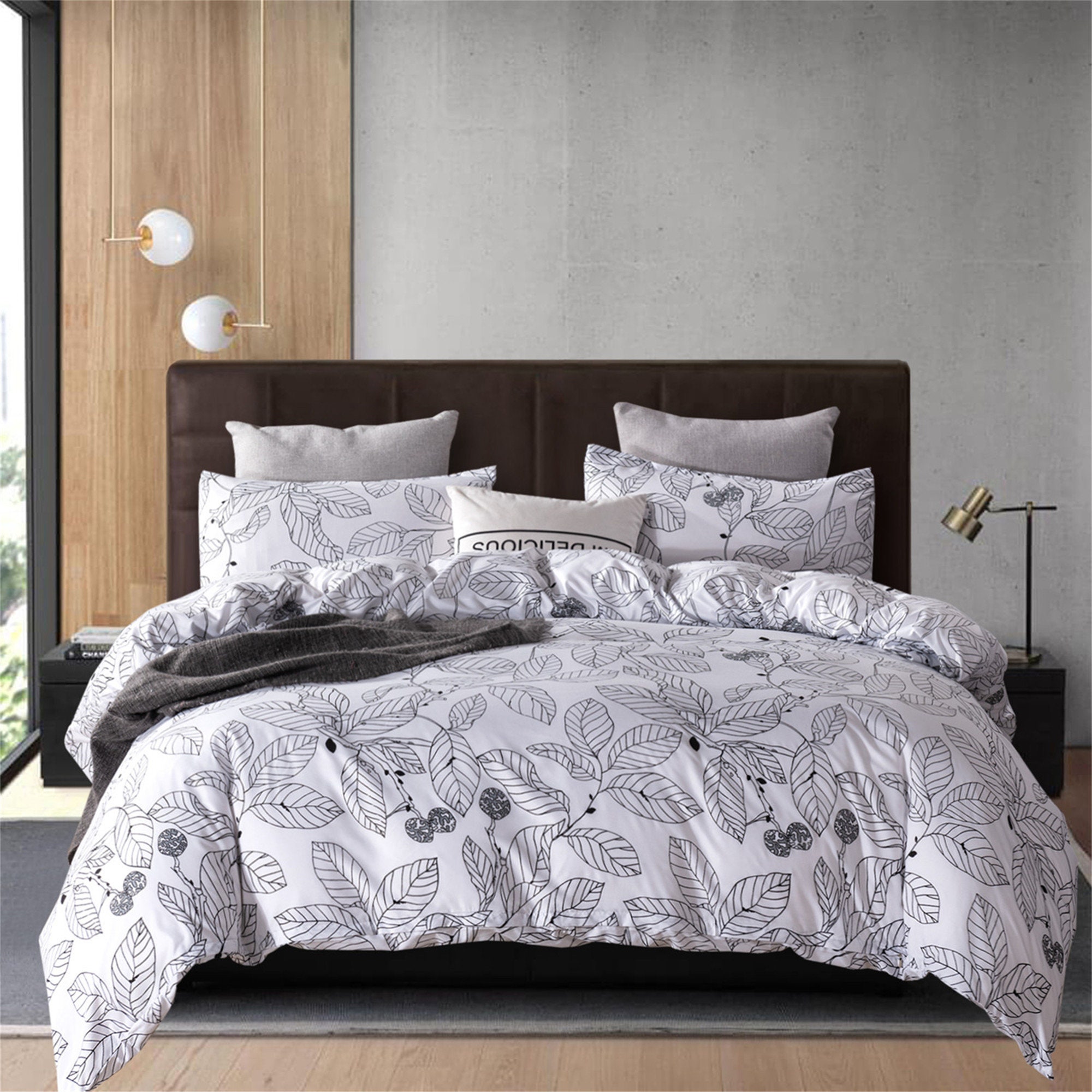 White Duvet Cover With Pillow Shams 