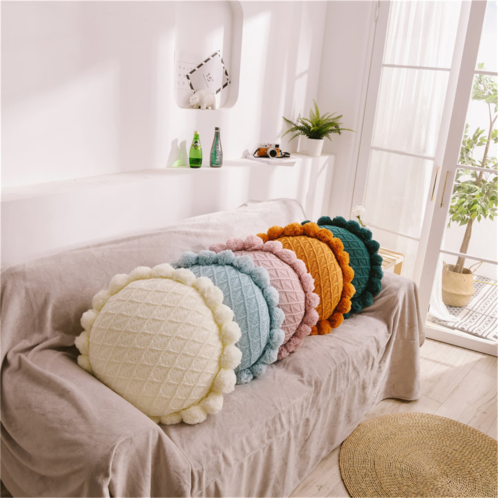 round toss pillows