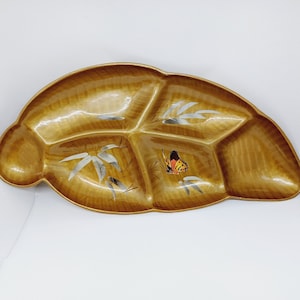 Vintage Hand Painted Butterfly Bamboo Leaf Shaped Divided Gold Lacquer Wooden Tray, Made in Japan, Vintage Serving Tray, Vintage Kitchen