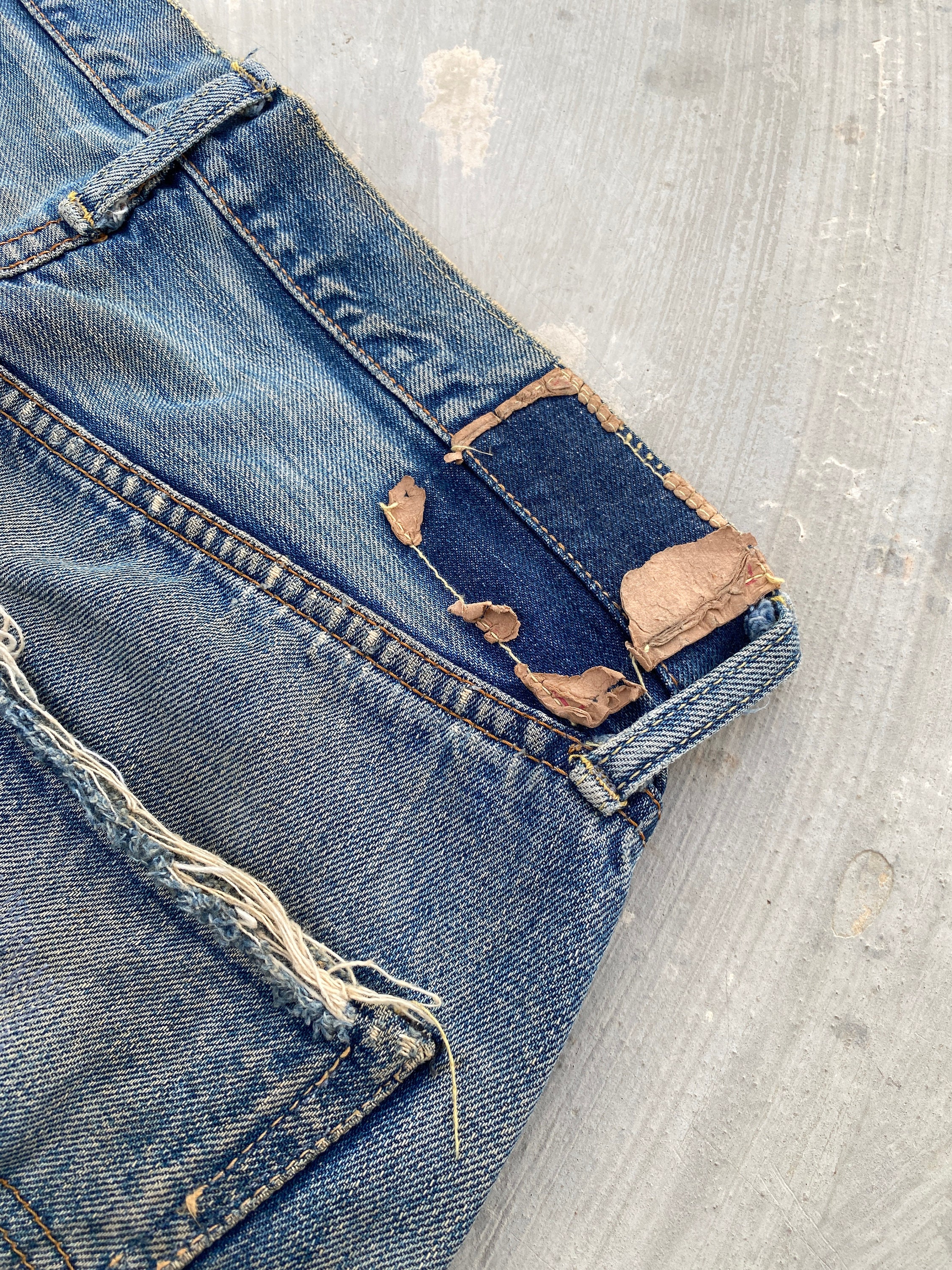 W35 Vintage 60s Levis 501 Big E V-stitch #6 Selvedge Jeans W35 Vintage 60s Levis 501 Big E V-stitch #6 Selvedge Jeans
