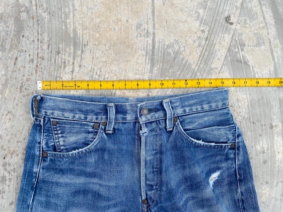 W30 LVC Levis 501XX 1937 37501 Big E Cinch Back Selvedge W30 LVC Levis 501XX 1937 37501 Big E Cinch Back Selvedge