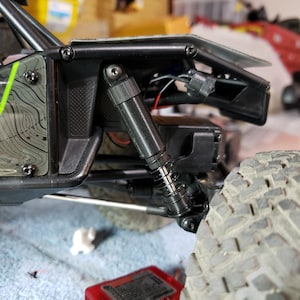 Dlux Spring Kit (One Pair) fits Axial UTB18