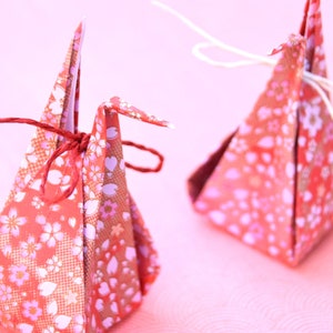 O-hukuwake Das Glück teilen Washi Sakura Papierkraniche für Jahrestag Hochzeit Party Dekor Geschenk Freunde Familie Japanische Kultur Hochzeit