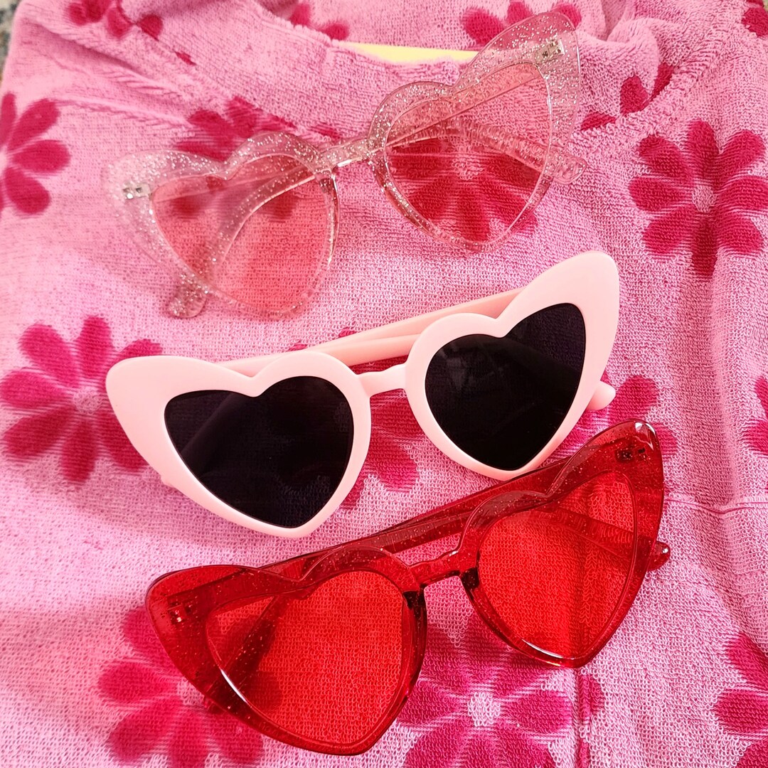 Retro Cat Eye Heart Sunnies Sunglasses Red Pink Glitter - Etsy display picture 1