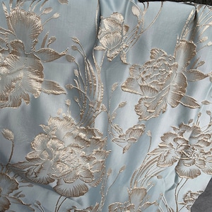 Tissu jacquard brodé doré de luxe, brocart damassé flore en relief pour le rembourrage, tissu bricolage pour robe de 57 pouces de largeur