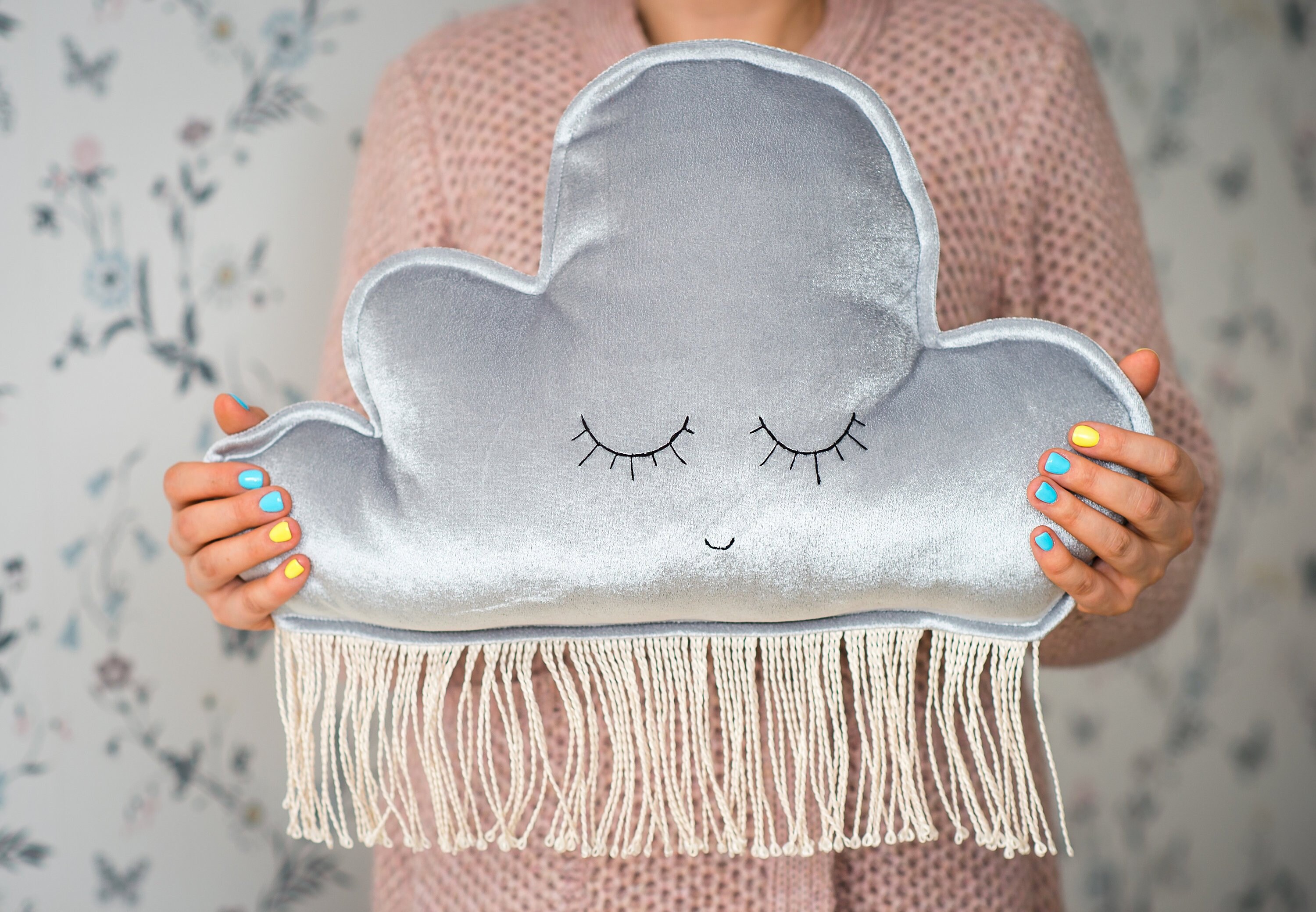 Coussin Nuage en Peluche à La Main Argent Pour Décoration d'intérieur avec Personnalisation