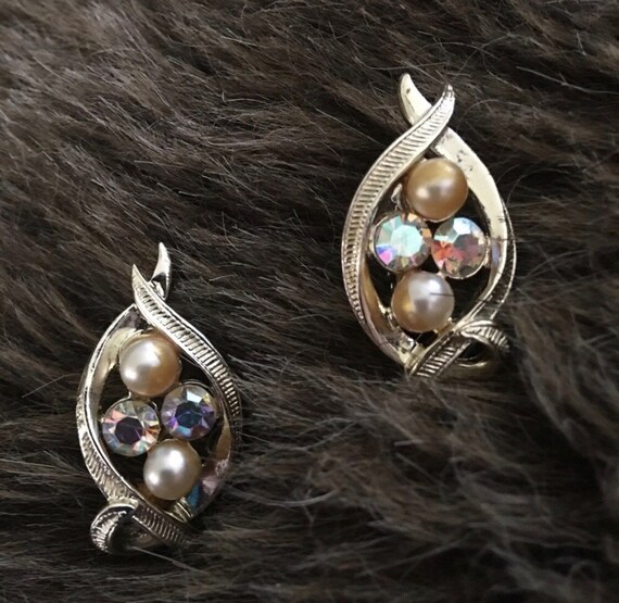 Vintage 60s Coro pearl & AB silver clip earrings - image 1