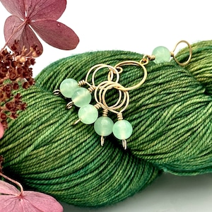 Closed Stitch Markers | 9mm | Agate | Knitting Markers | Semiprecious stones | Brass | Mijo Crochet