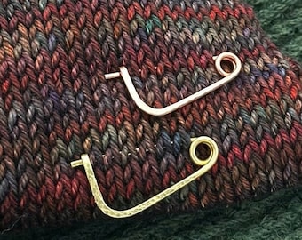 Shawl Pin | Minimalistic | Brass or Copper | Knit & crochet Accessory | Mijo Crochet