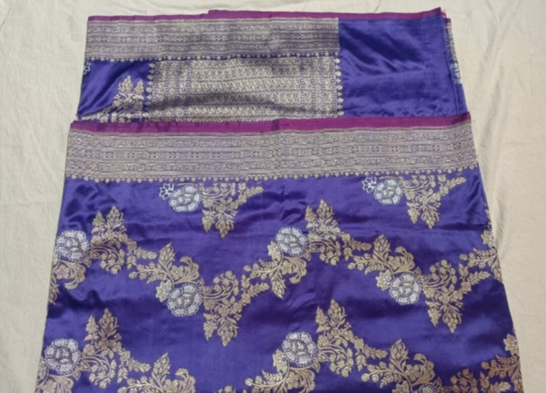 Mesmerizing Banarasi Silk Linen Handloom Blue Saree main image 1