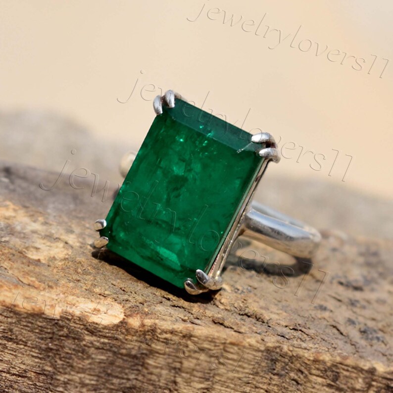 Natural Emerald ring 925 sterling silver ring handmade ring for women dainty ring gift for her friendship ring Colombian emerald unique ring 