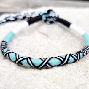 Brazilian bracelet in cotton to tie for children and adults blue