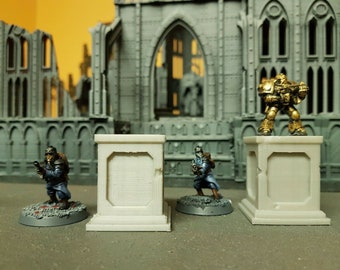 Kriegsspiele Bajonett Statue Sockel x2