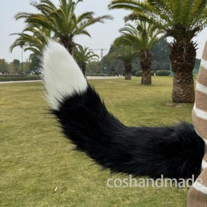 Beweglicher Fursuit Schwanz wedeln Schwanz Swing Tail Fuchsschwanz schwarz Schwanz weiß Wolf Cosplay pelzigen Fursuit Teilweise Wolf Eichhörnchen Cosplay Schwanz